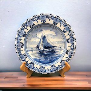 Rare Vintage Signed Delft - Blauw Hand Painted Holland Marken Sailboat Plate.